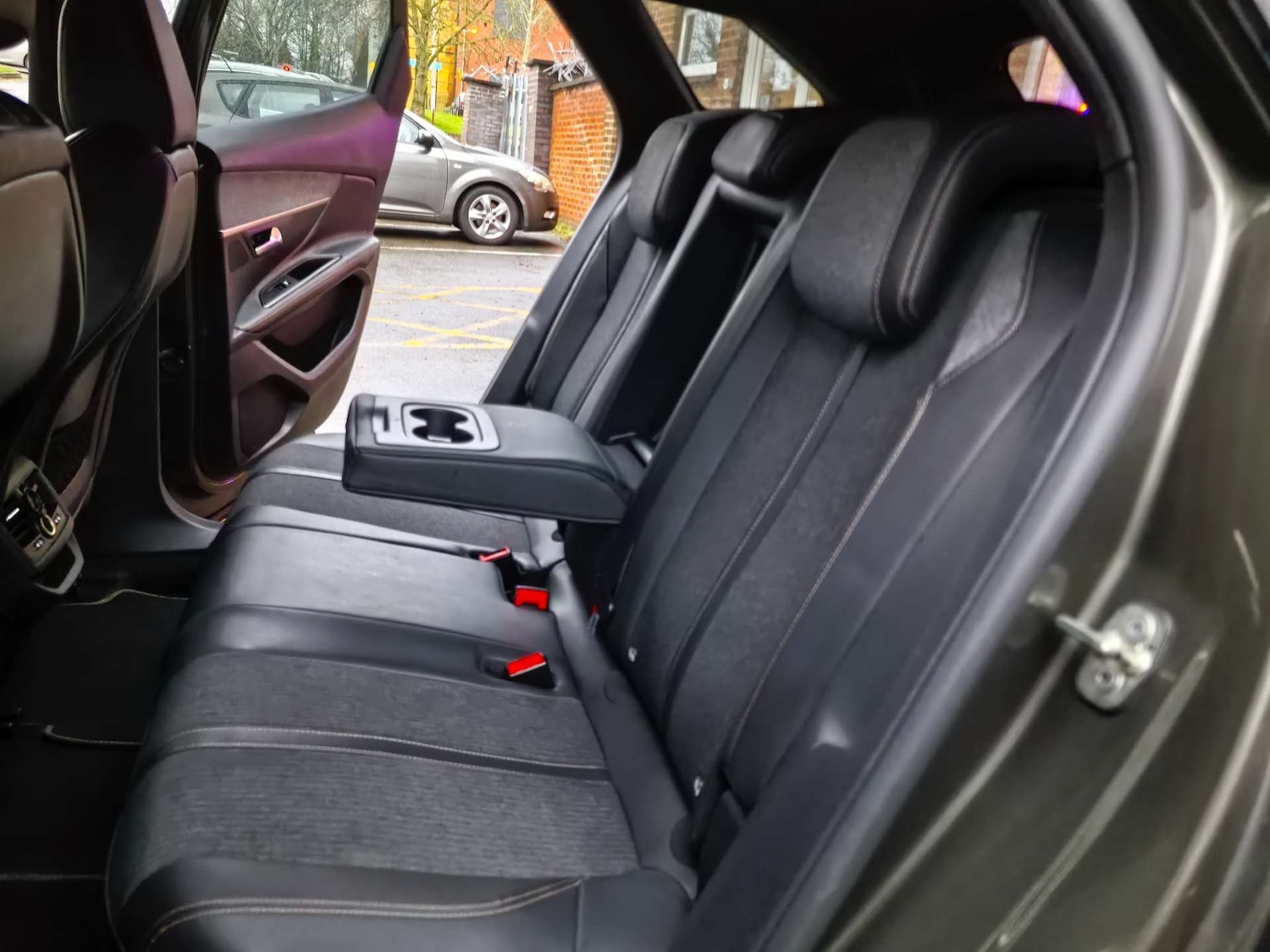 Used Peugeot 3008 2018 for sale - 76837448: Photo 24