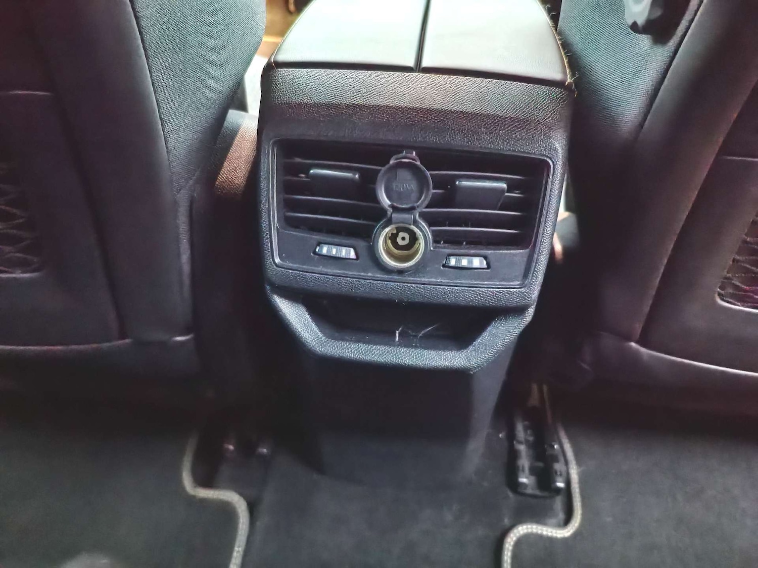 Used Peugeot 3008 2018 for sale - 76837448: Photo 30