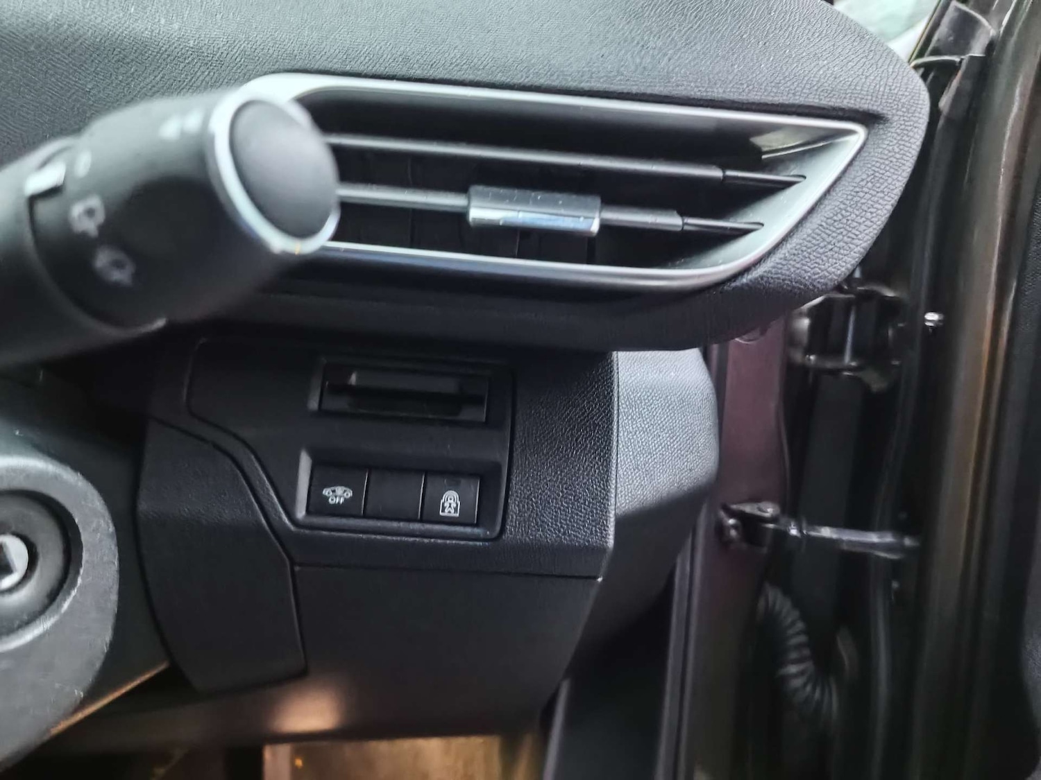 Used Peugeot 3008 2018 for sale - 76837448: Photo 31