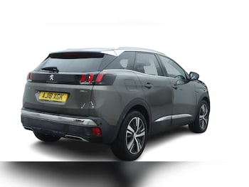 Used Peugeot 3008 2018 for sale - 76837448: Photo
