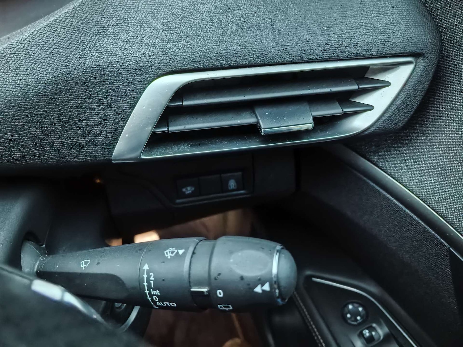 Used Peugeot 3008 2018 for sale - 76837448: Photo 54