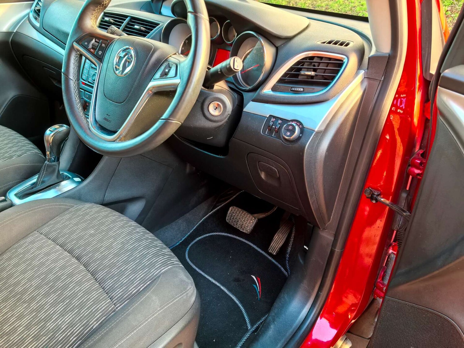 Used Vauxhall Mokka 2015 for sale - 76693609: Photo 41