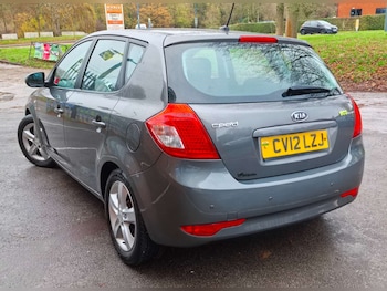 Used Kia Ceed 2012 for sale - 76481441: Photo