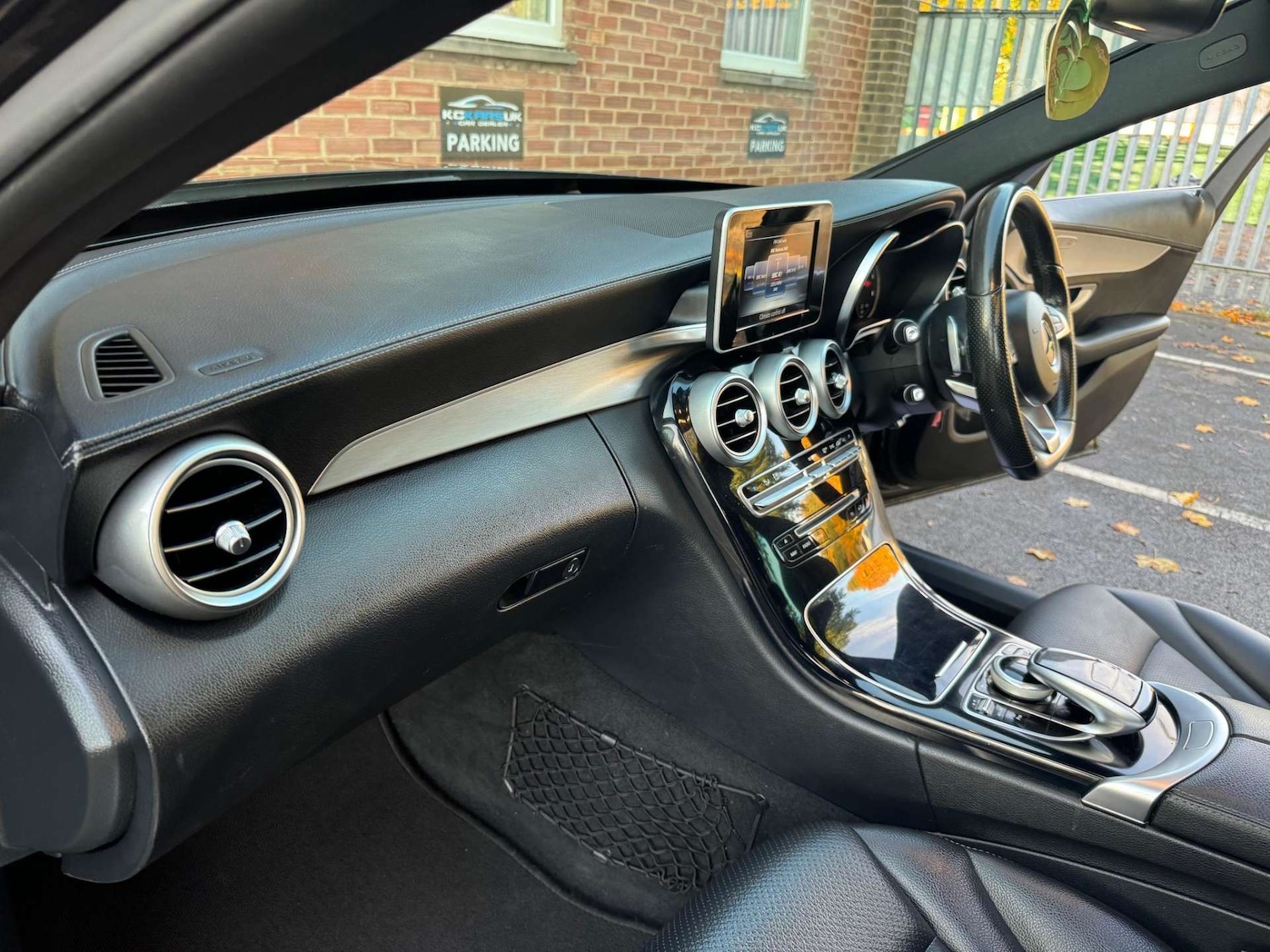 Used Mercedes-Benz C Class 2014 for sale - 76601280: Photo 12