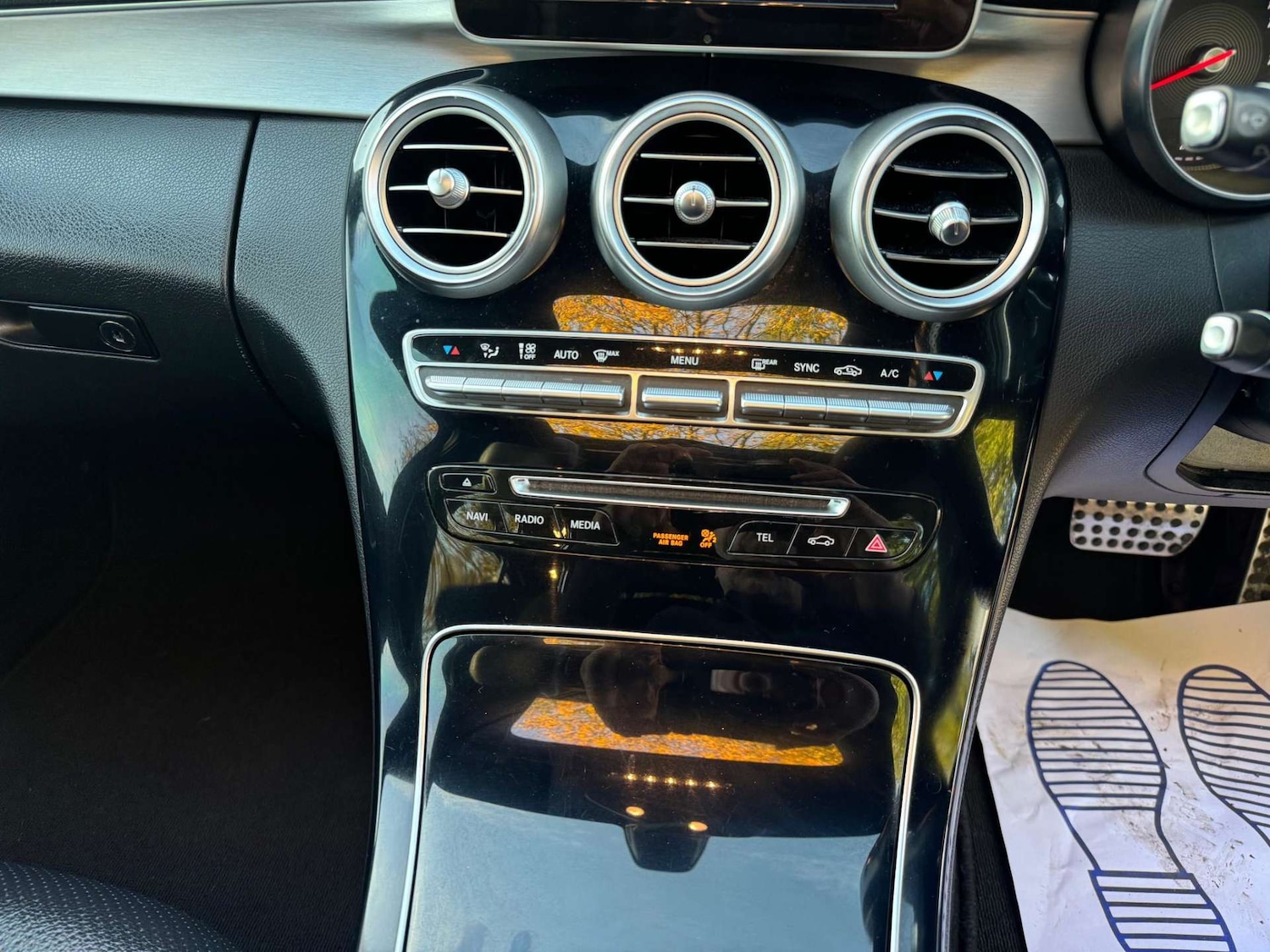 Used Mercedes-Benz C Class 2014 for sale - 76601280: Photo 25