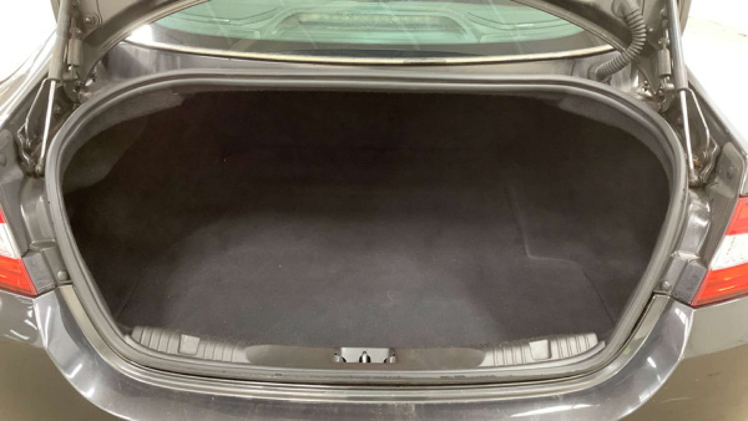 Used Jaguar XF 2015 for sale - 78213860: Photo 13