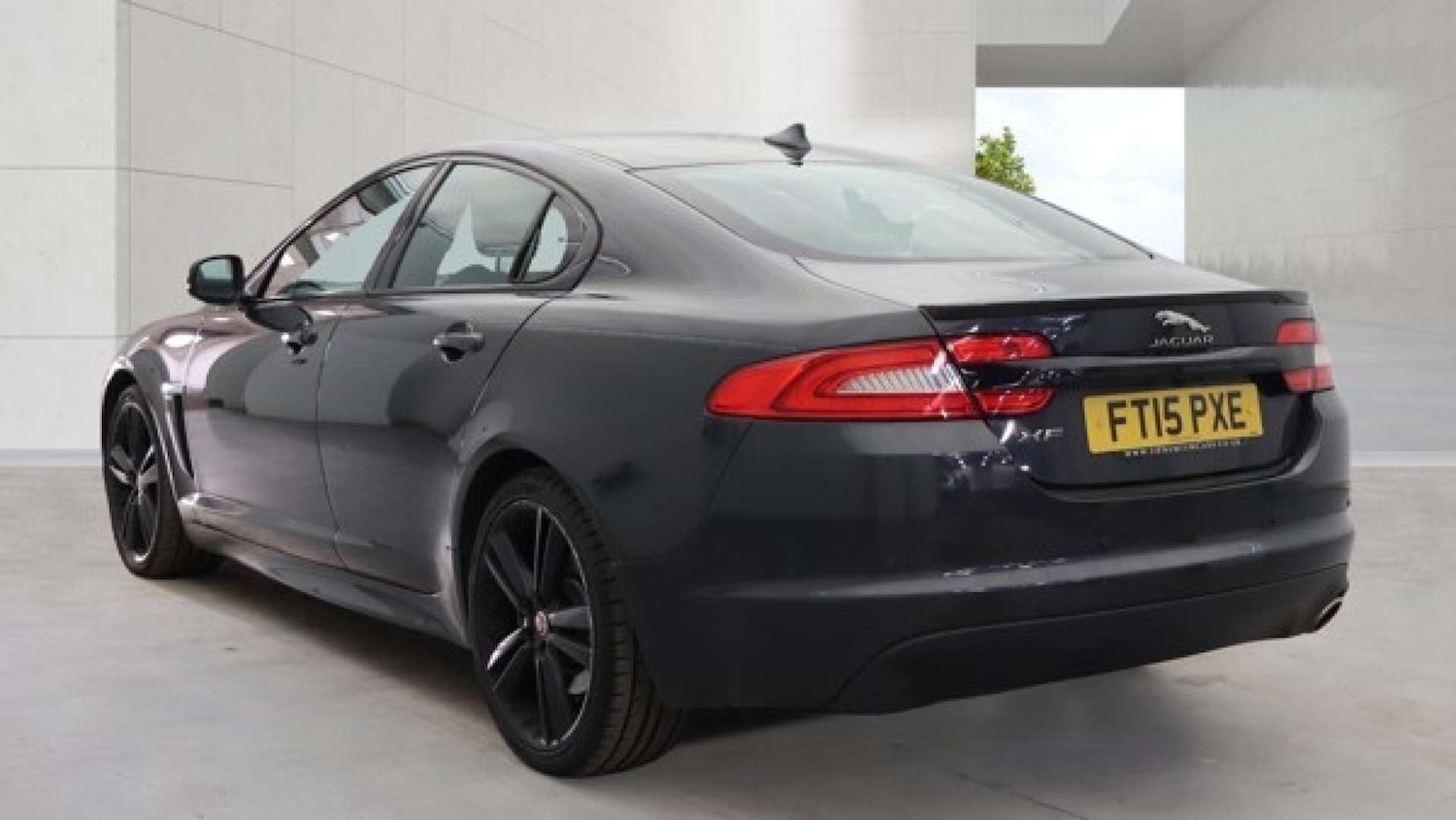 Used Jaguar XF 2015 for sale - 78213860: Photo 3