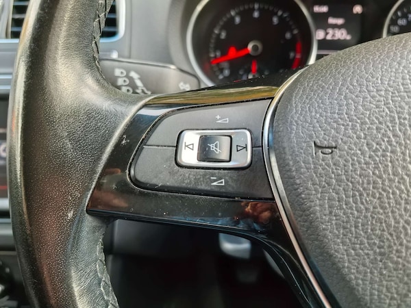 Used Volkswagen Polo 2015 for sale - 76018466: Photo 25