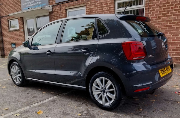 Used Volkswagen Polo 2015 for sale - 76018466: Photo 3