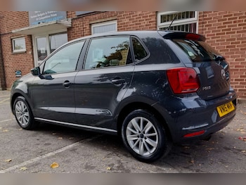 Used Volkswagen Polo 2015 for sale - 76018466: Photo 3