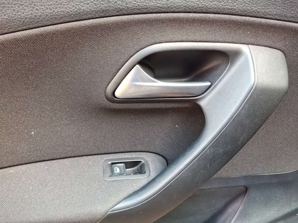 Used Volkswagen Polo 2015 for sale - 76018466: Photo 65