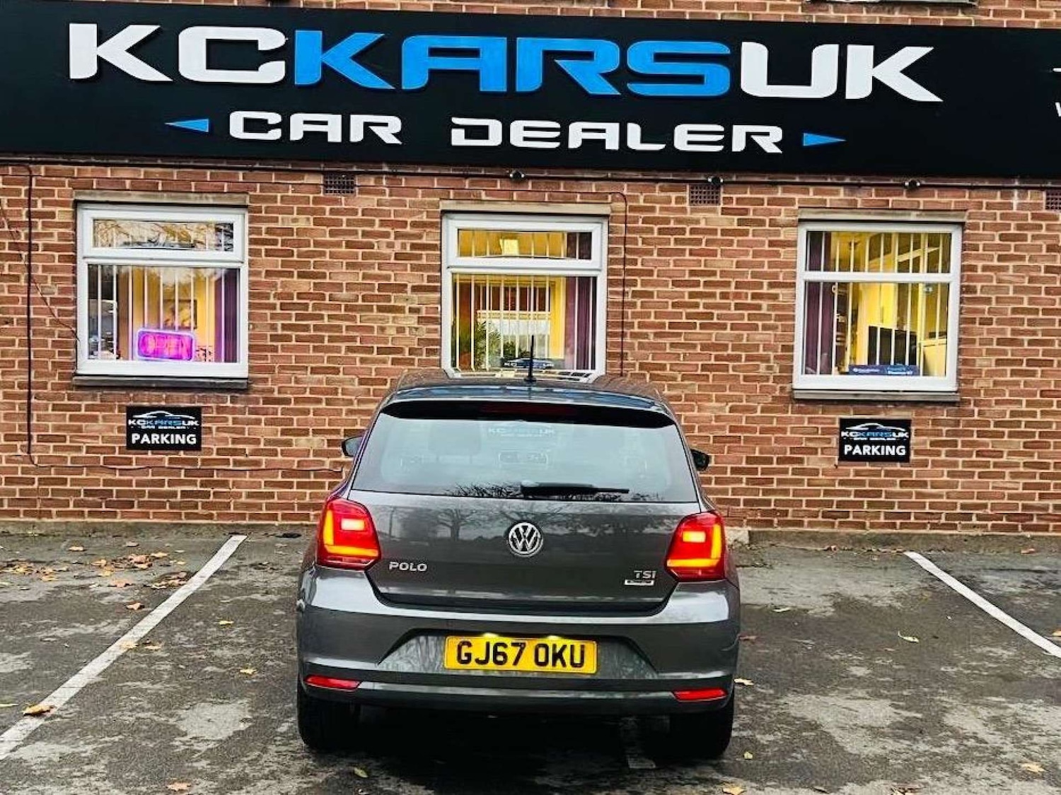 Used Volkswagen Polo 2018 for sale - 76600591: Photo 2