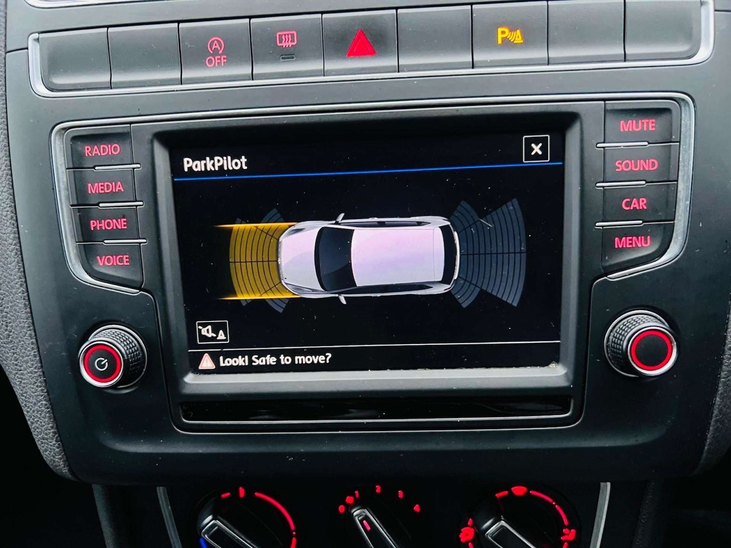 Used Volkswagen Polo 2018 for sale - 76600591: Photo 44