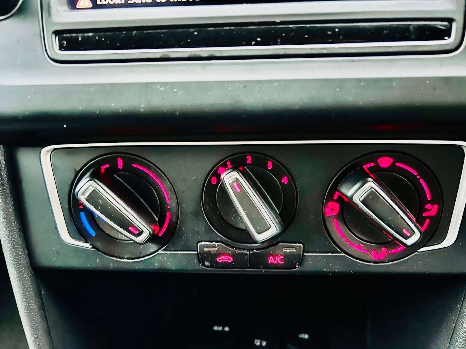 Used Volkswagen Polo 2018 for sale - 76600591: Photo 48