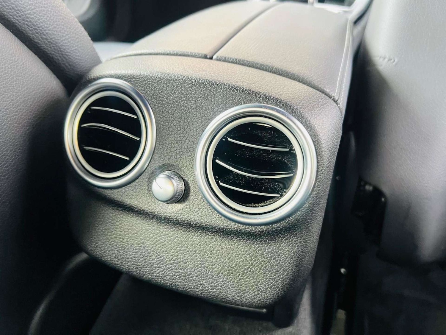 Used Mercedes-Benz C Class 2017 for sale - 76600652: Photo 26