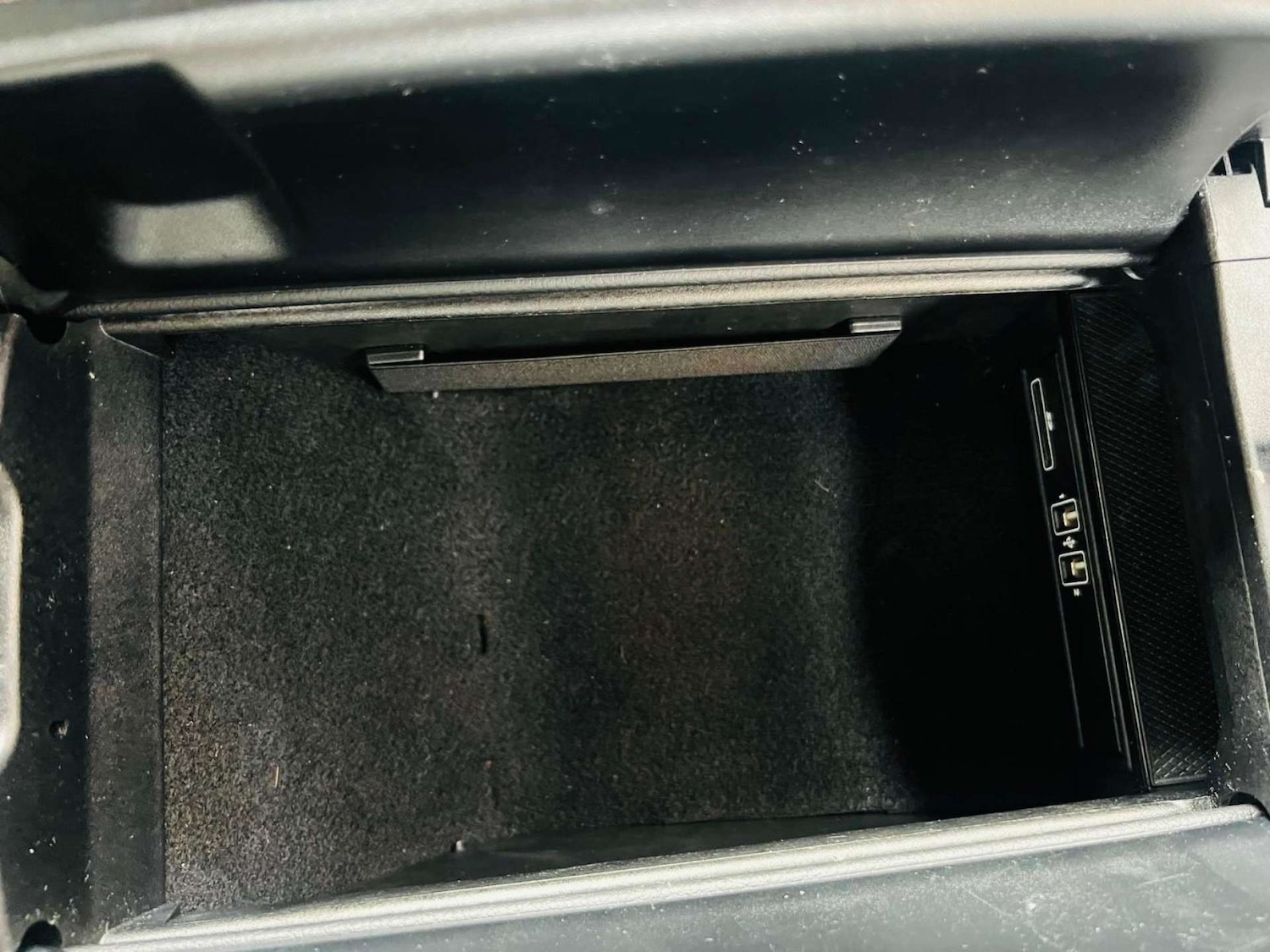 Used Mercedes-Benz C Class 2017 for sale - 76600652: Photo 31