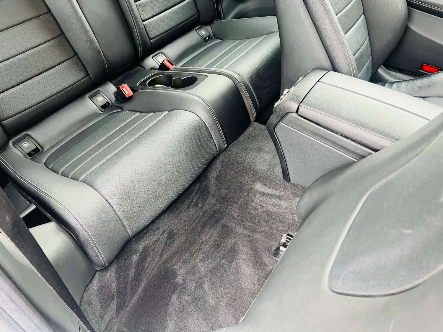 Used Mercedes-Benz C Class 2017 for sale - 76600652: Photo 33