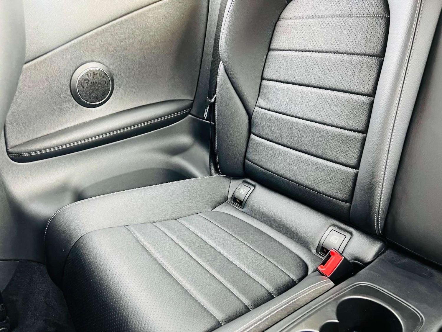 Used Mercedes-Benz C Class 2017 for sale - 76600652: Photo 39