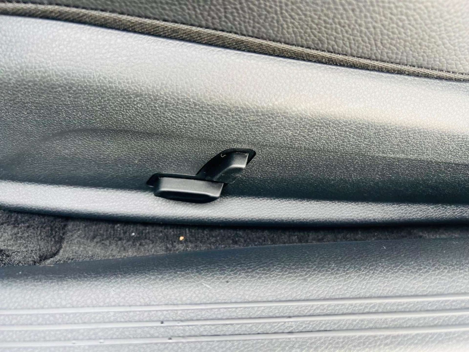 Used Mercedes-Benz C Class 2017 for sale - 76600652: Photo 7