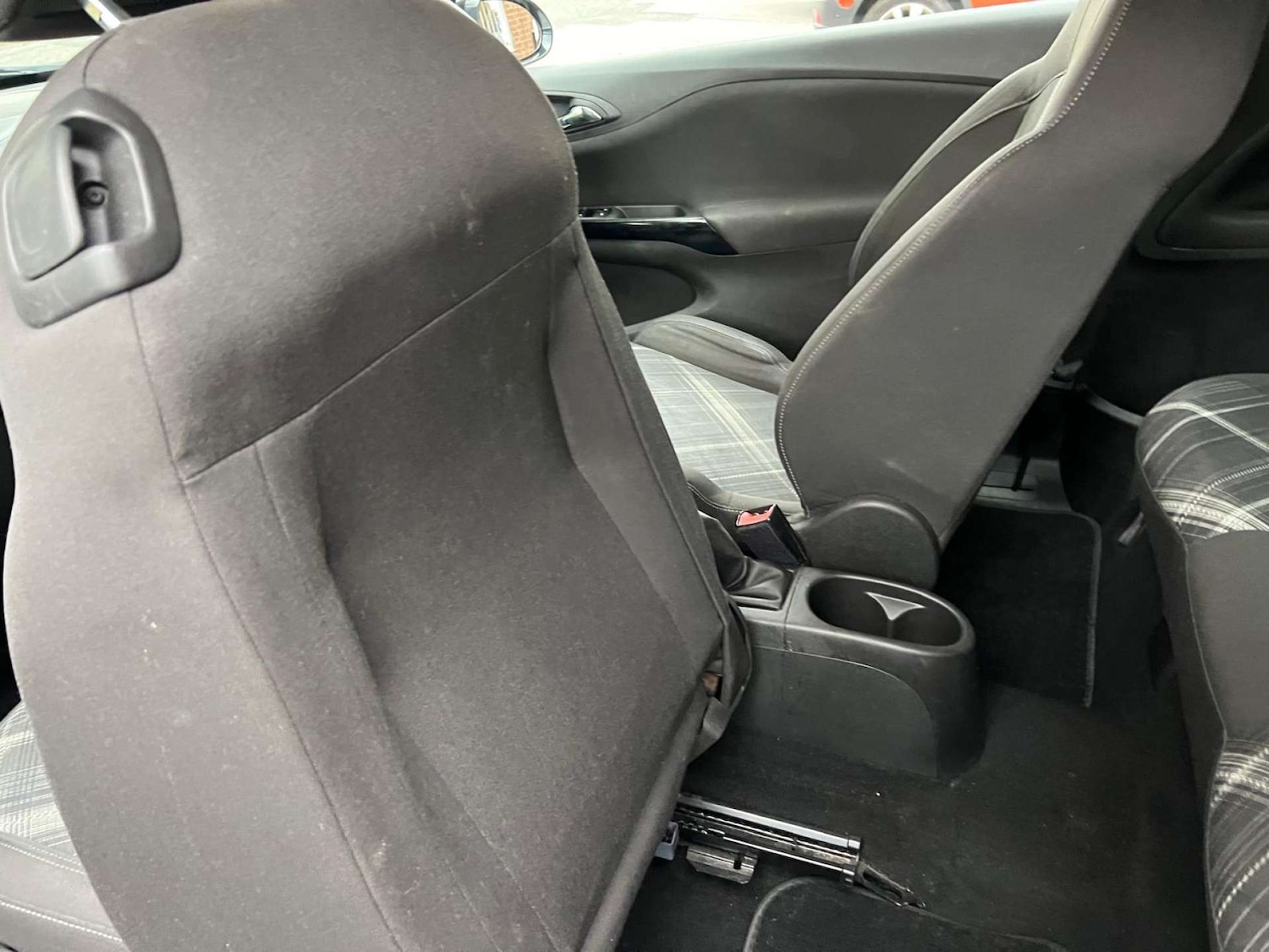 Vehicle 28
