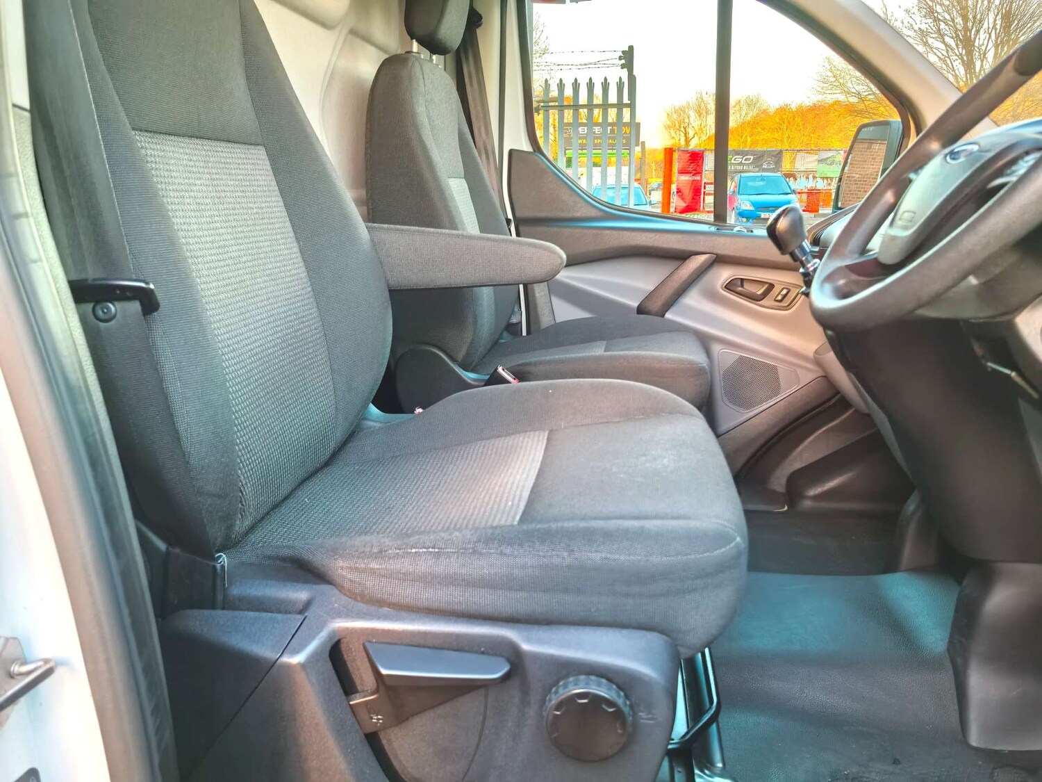 Used Ford Transit Custom 2015 for sale - 77571328: Photo 27