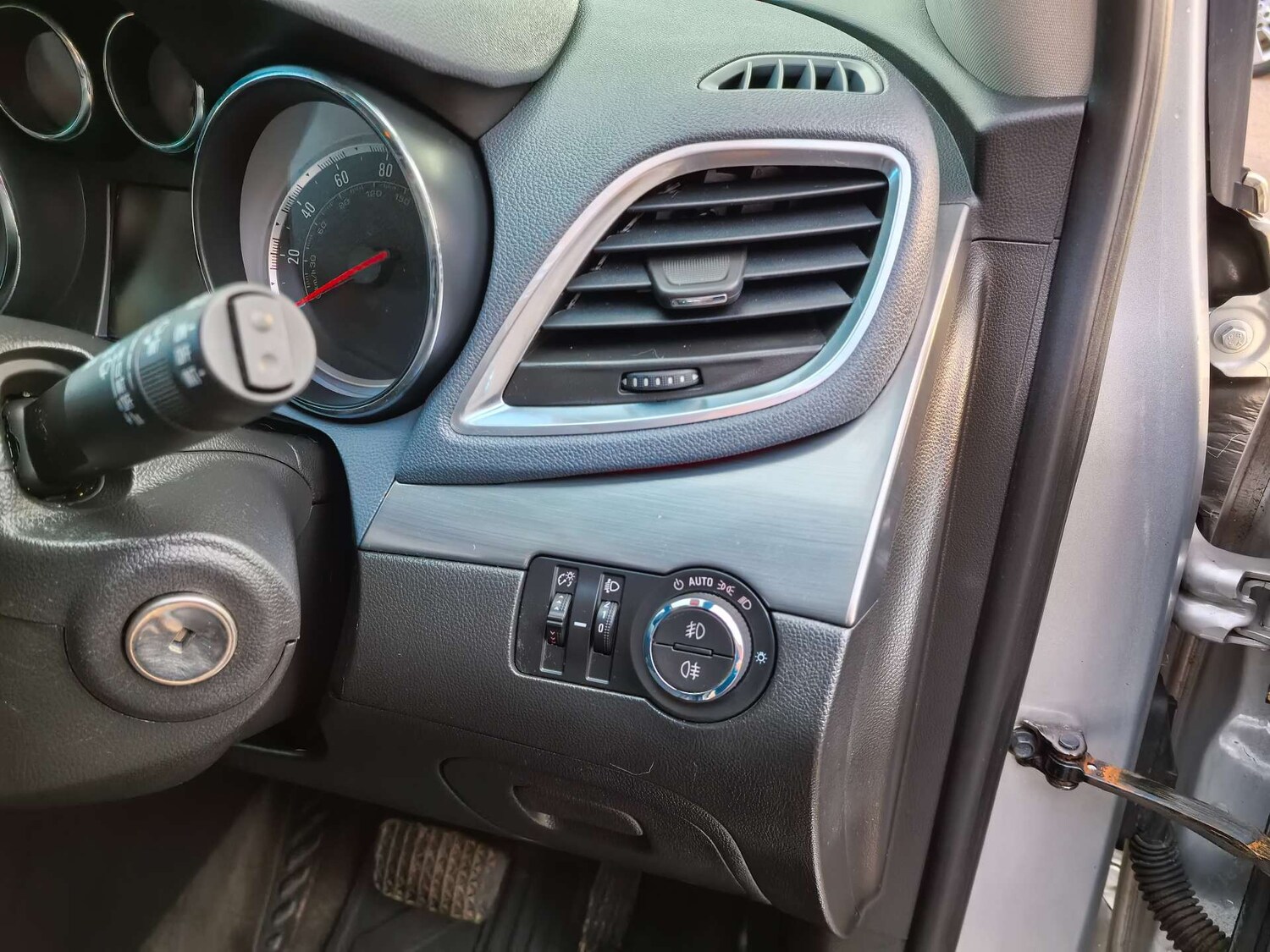 Used Vauxhall Mokka 2015 for sale - 76569727: Photo 61