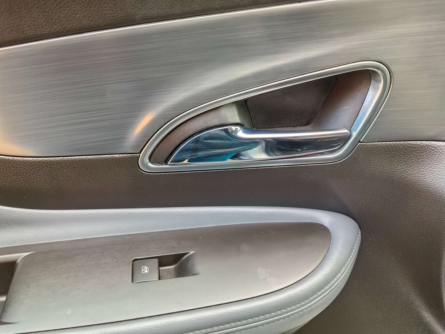 Used Vauxhall Mokka 2015 for sale - 76569727: Photo 74