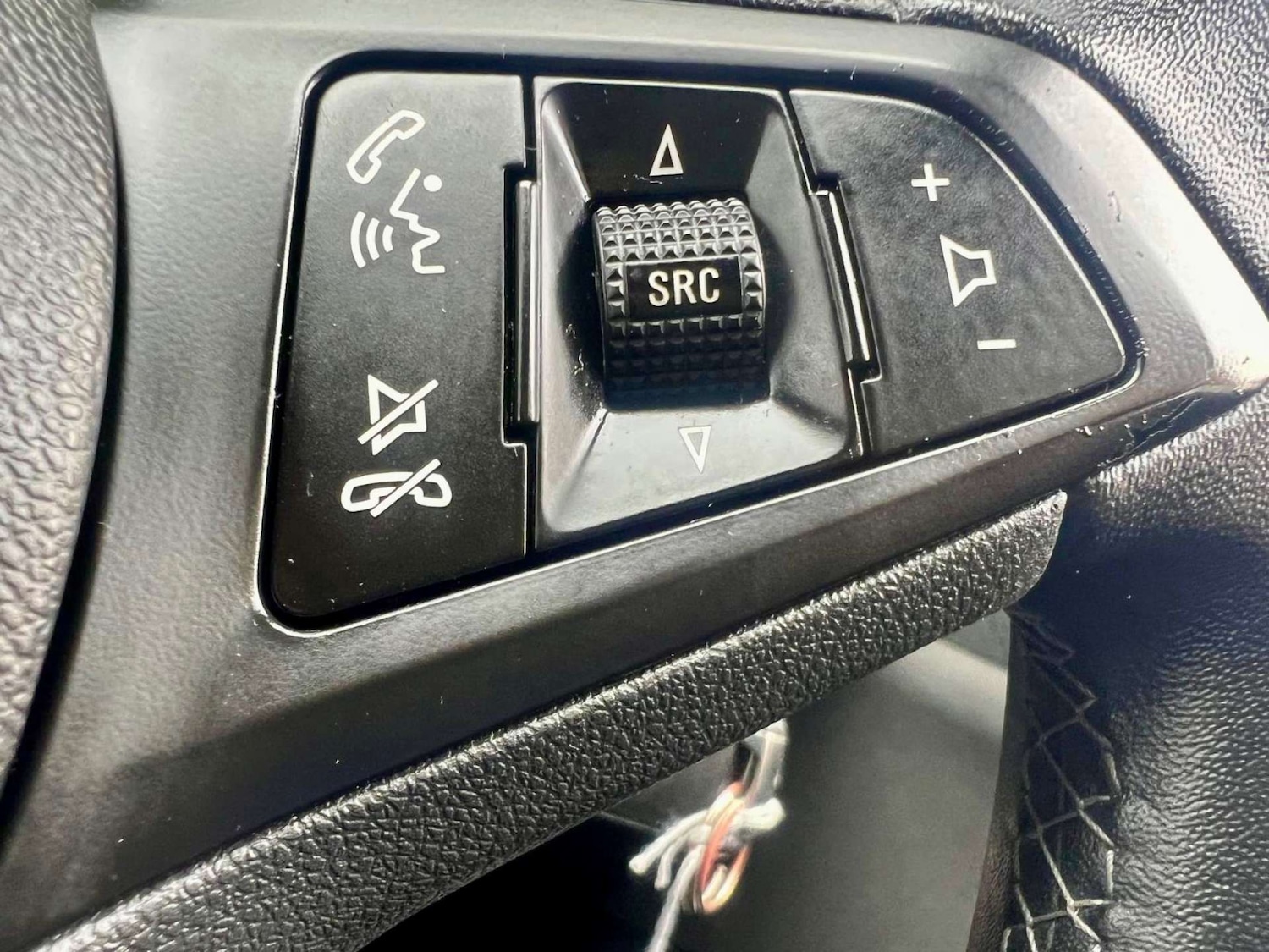 Used Vauxhall Corsa 2016 for sale - 76601273: Photo 18