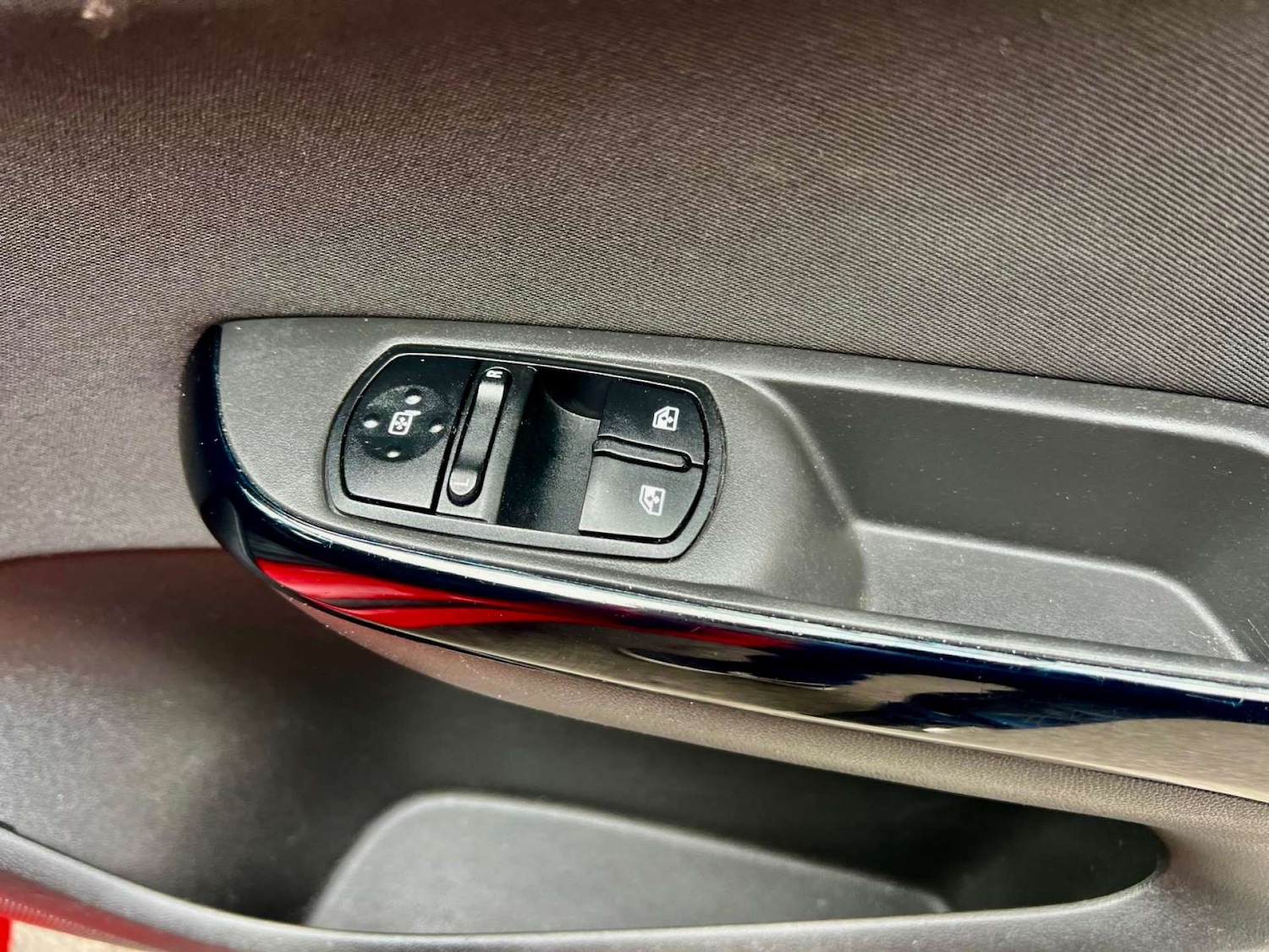 Used Vauxhall Corsa 2016 for sale - 76601273: Photo 43