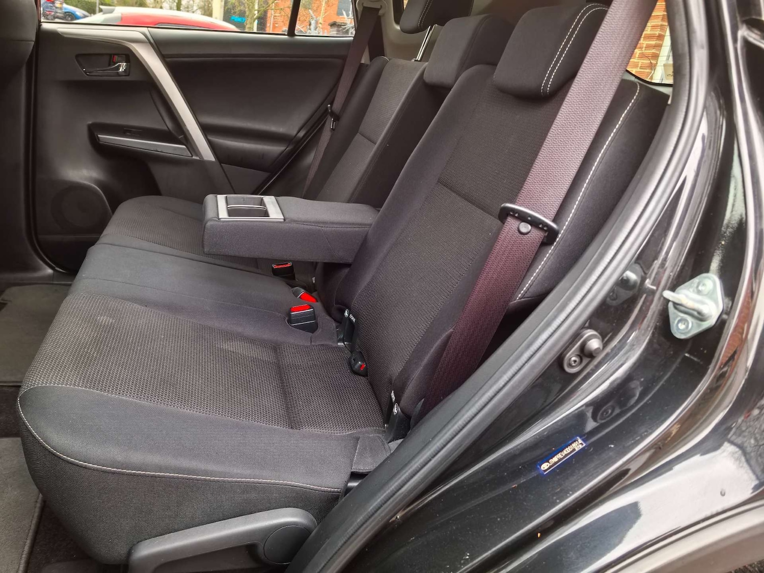 Used Toyota RAV4 2016 for sale - 76941055: Photo 17