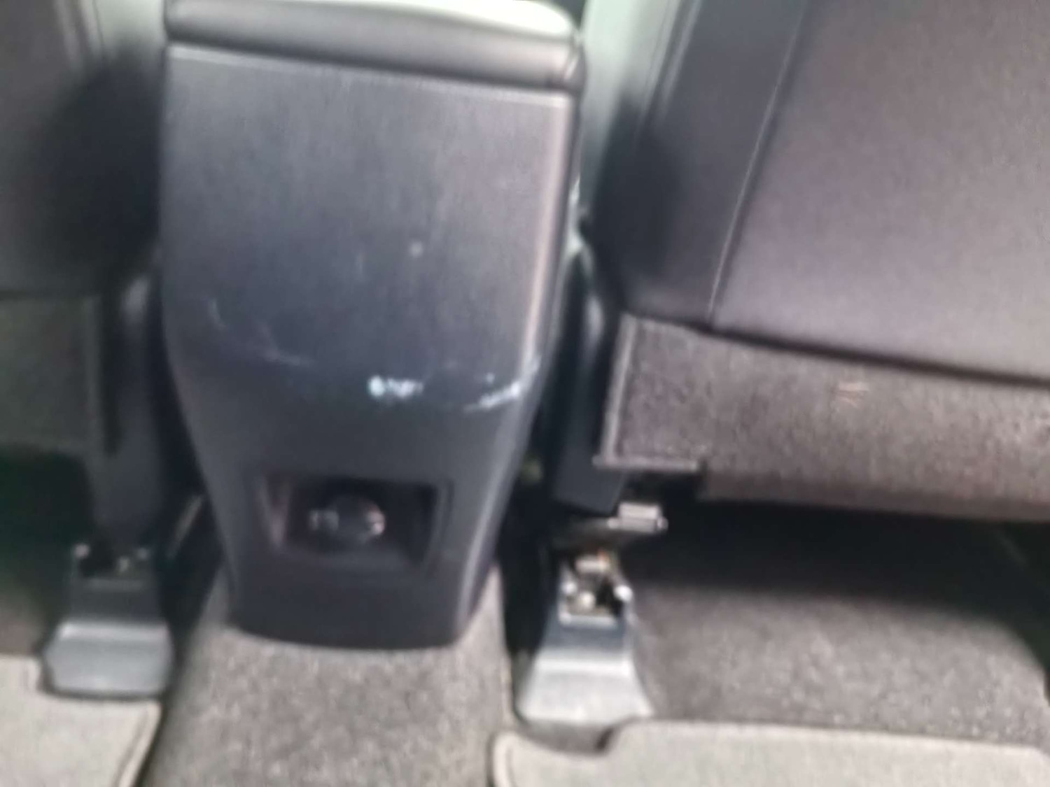 Used Toyota RAV4 2016 for sale - 76941055: Photo 33