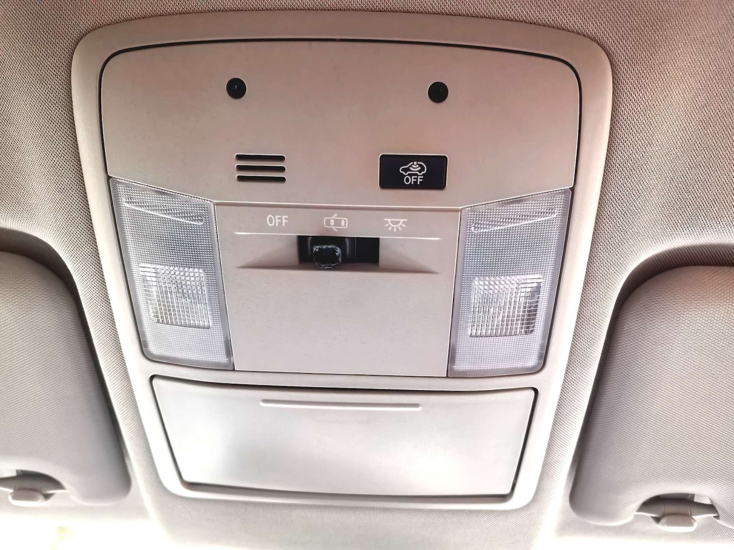 Used Toyota RAV4 2016 for sale - 76941055: Photo 35