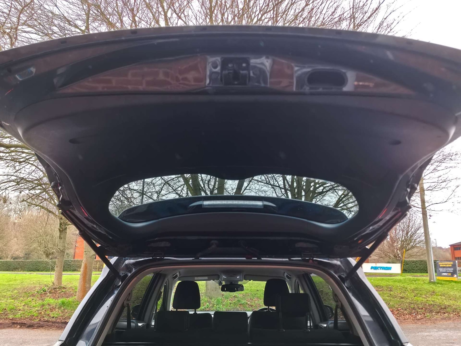 Used Toyota RAV4 2016 for sale - 76941055: Photo 39