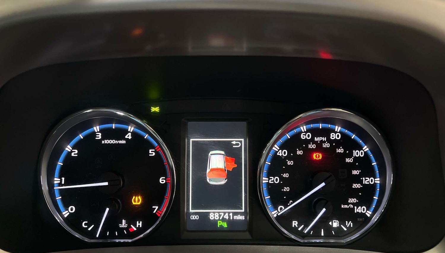 Used Toyota RAV4 2016 for sale - 76941055: Photo 8