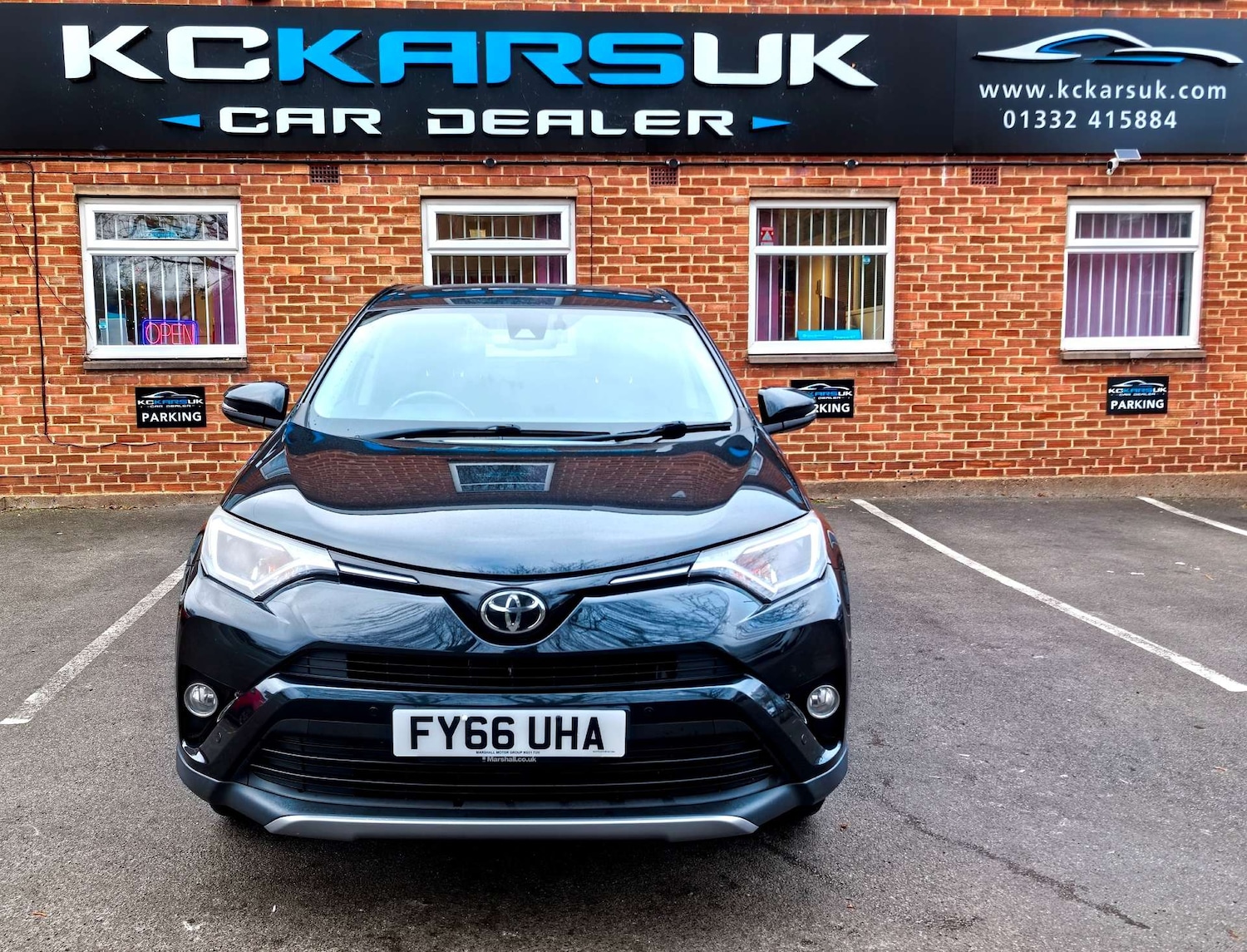 Used Toyota RAV4 2016 for sale - 76941055: Photo 90