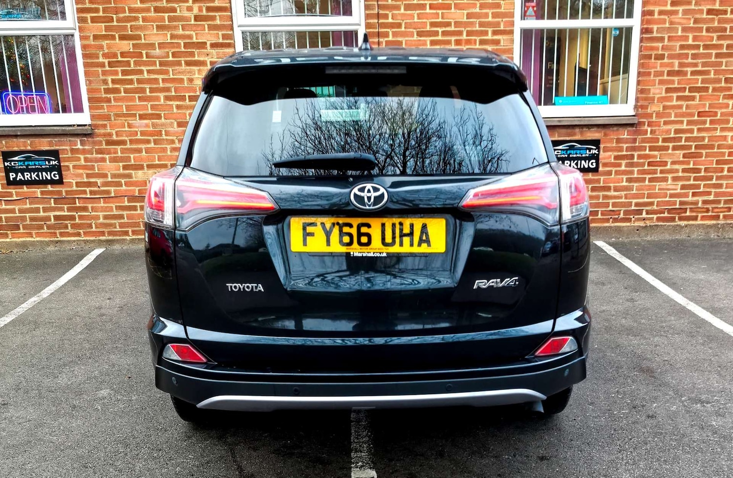 Used Toyota RAV4 2016 for sale - 76941055: Photo 91