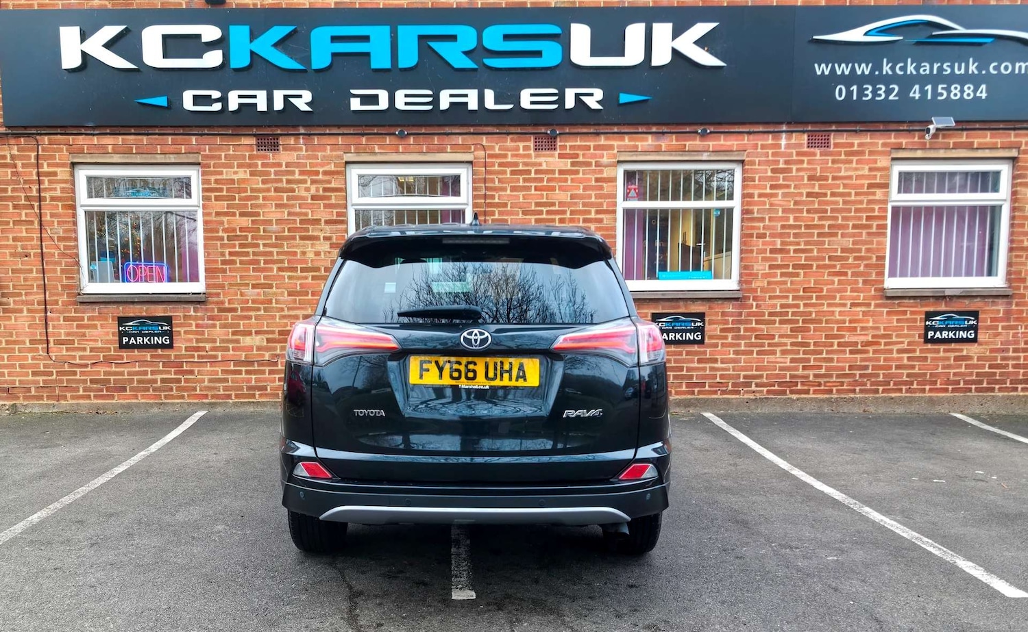 Used Toyota RAV4 2016 for sale - 76941055: Photo 92