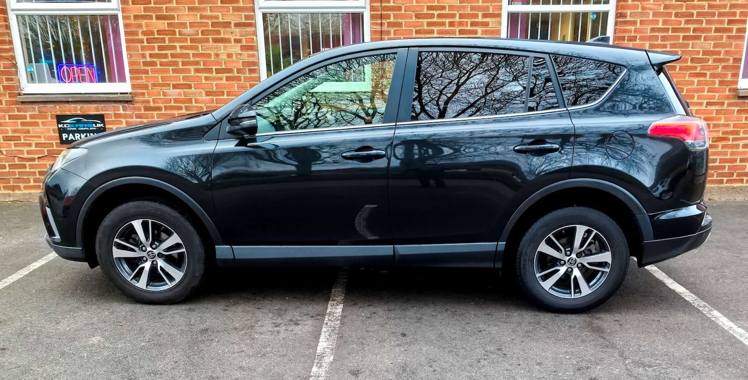 Used Toyota RAV4 2016 for sale - 76941055: Photo 93