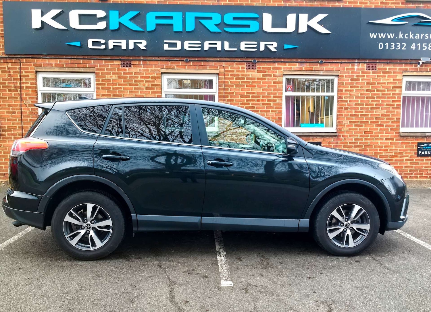 Used Toyota RAV4 2016 for sale - 76941055: Photo 94