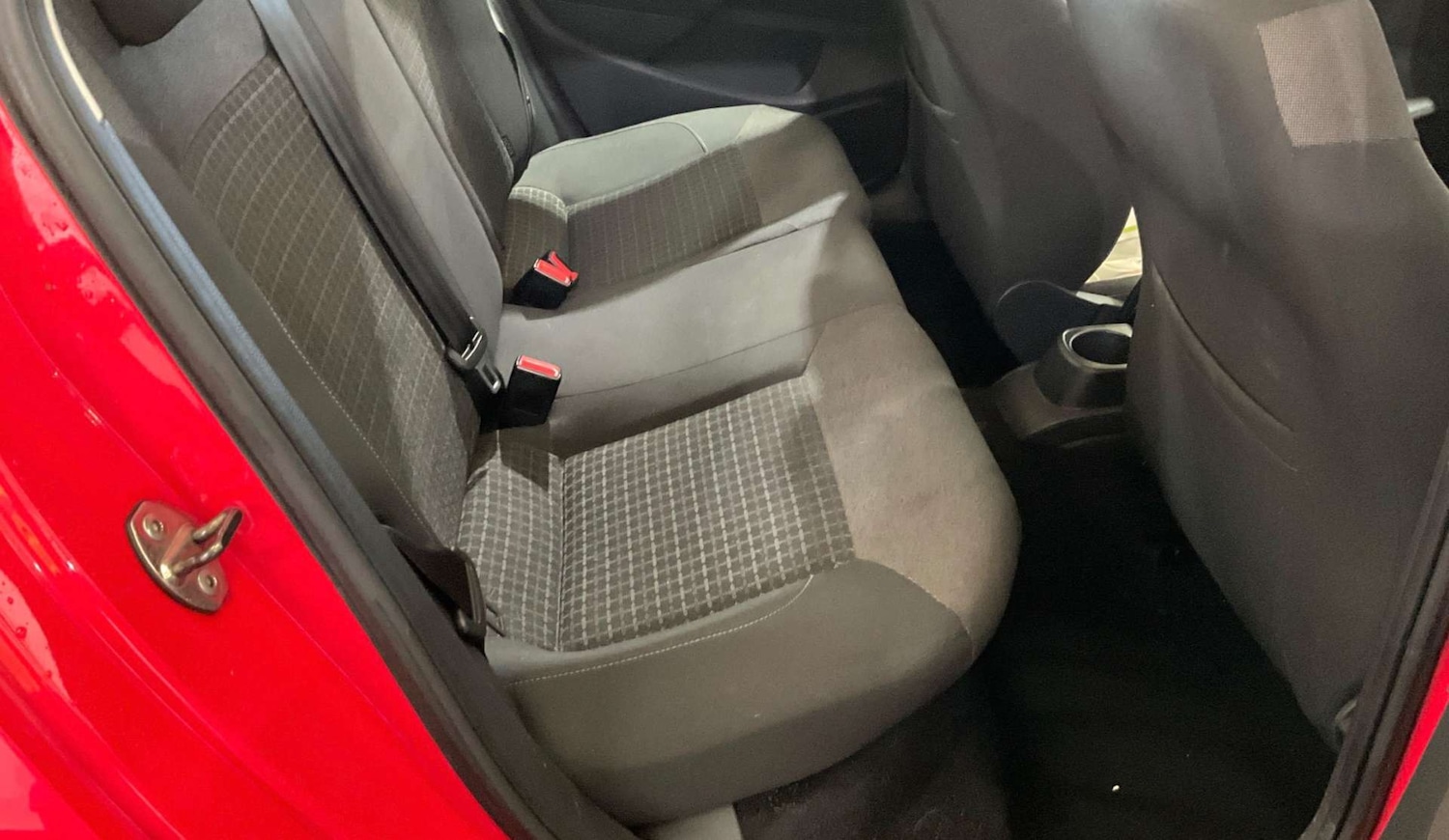 Used Volkswagen Polo 2015 for sale - 77979863: Photo 10