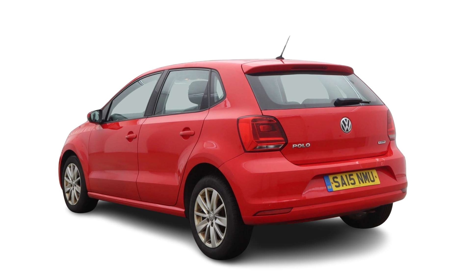 Used Volkswagen Polo 2015 for sale - 77979863: Photo 2