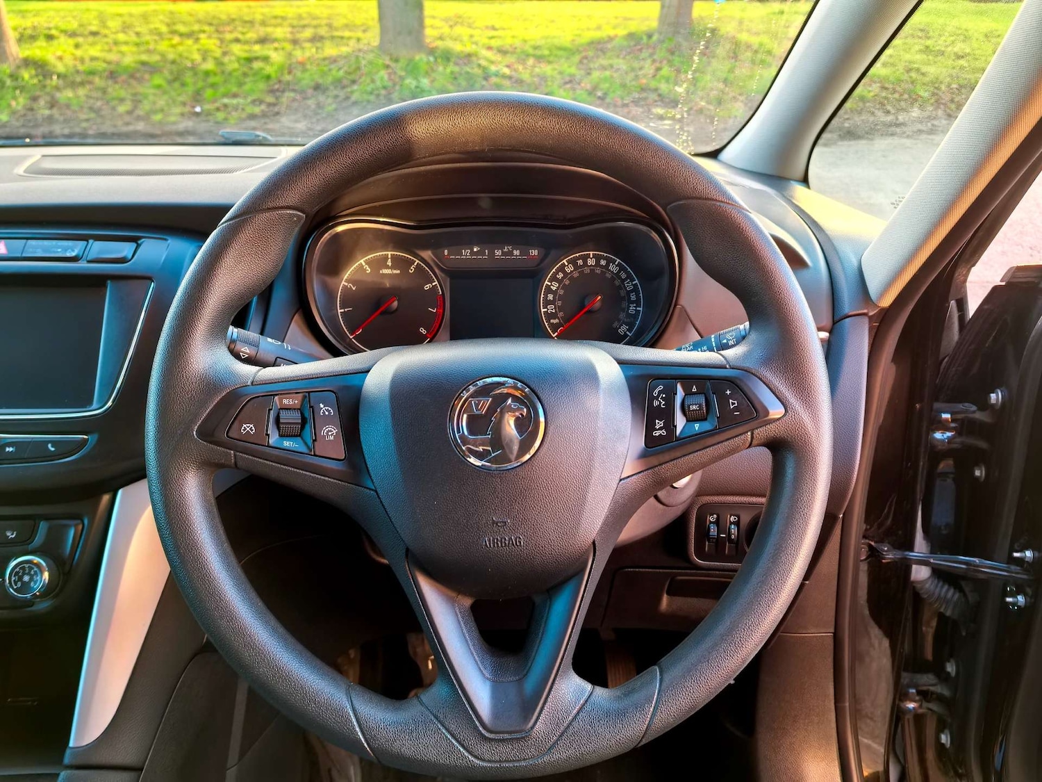 Used Vauxhall Zafira Tourer 2017 for sale - 77053040: Photo 13