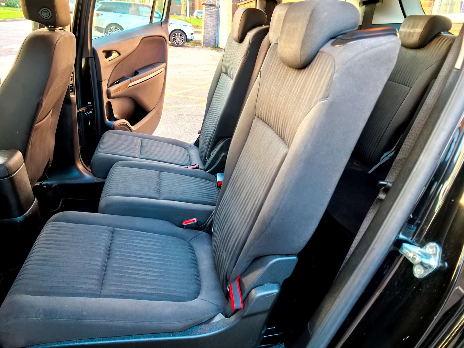 Used Vauxhall Zafira Tourer 2017 for sale - 77053040: Photo 17