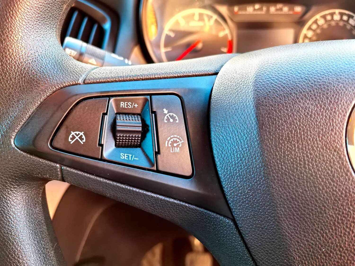 Used Vauxhall Zafira Tourer 2017 for sale - 77053040: Photo 24