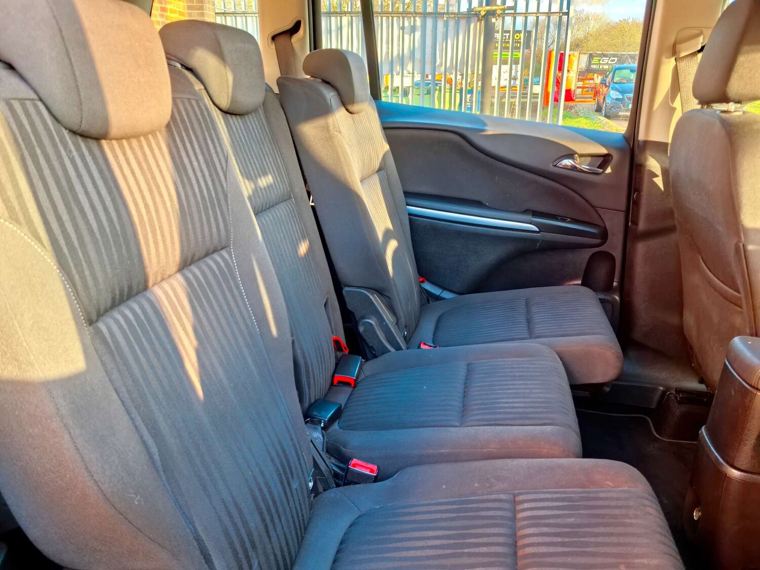 Used Vauxhall Zafira Tourer 2017 for sale - 77053040: Photo 25