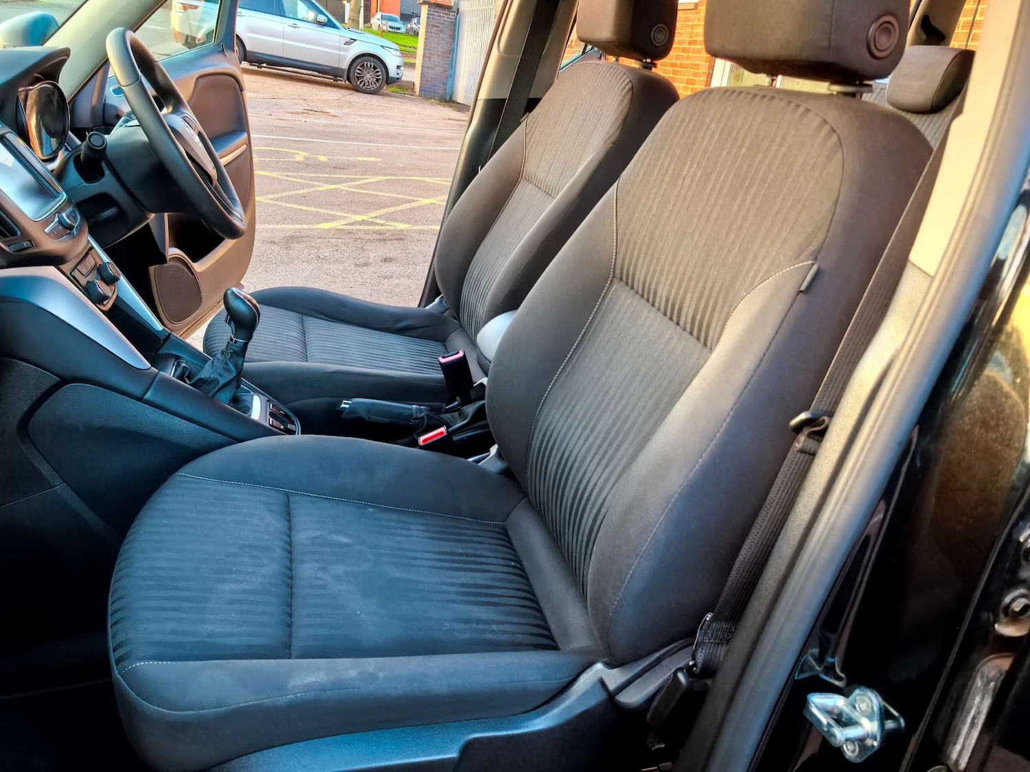 Used Vauxhall Zafira Tourer 2017 for sale - 77053040: Photo 30