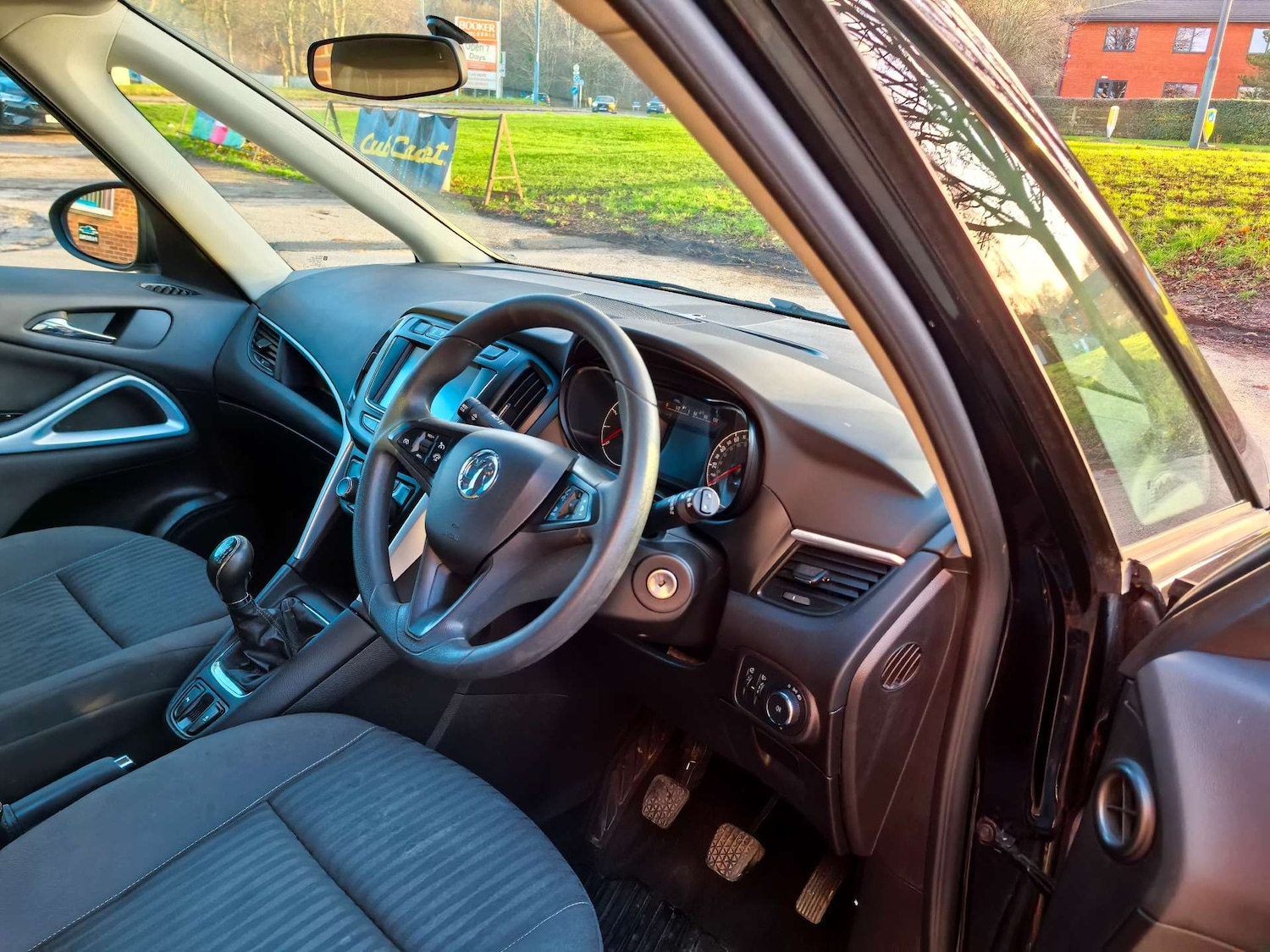 Used Vauxhall Zafira Tourer 2017 for sale - 77053040: Photo 35