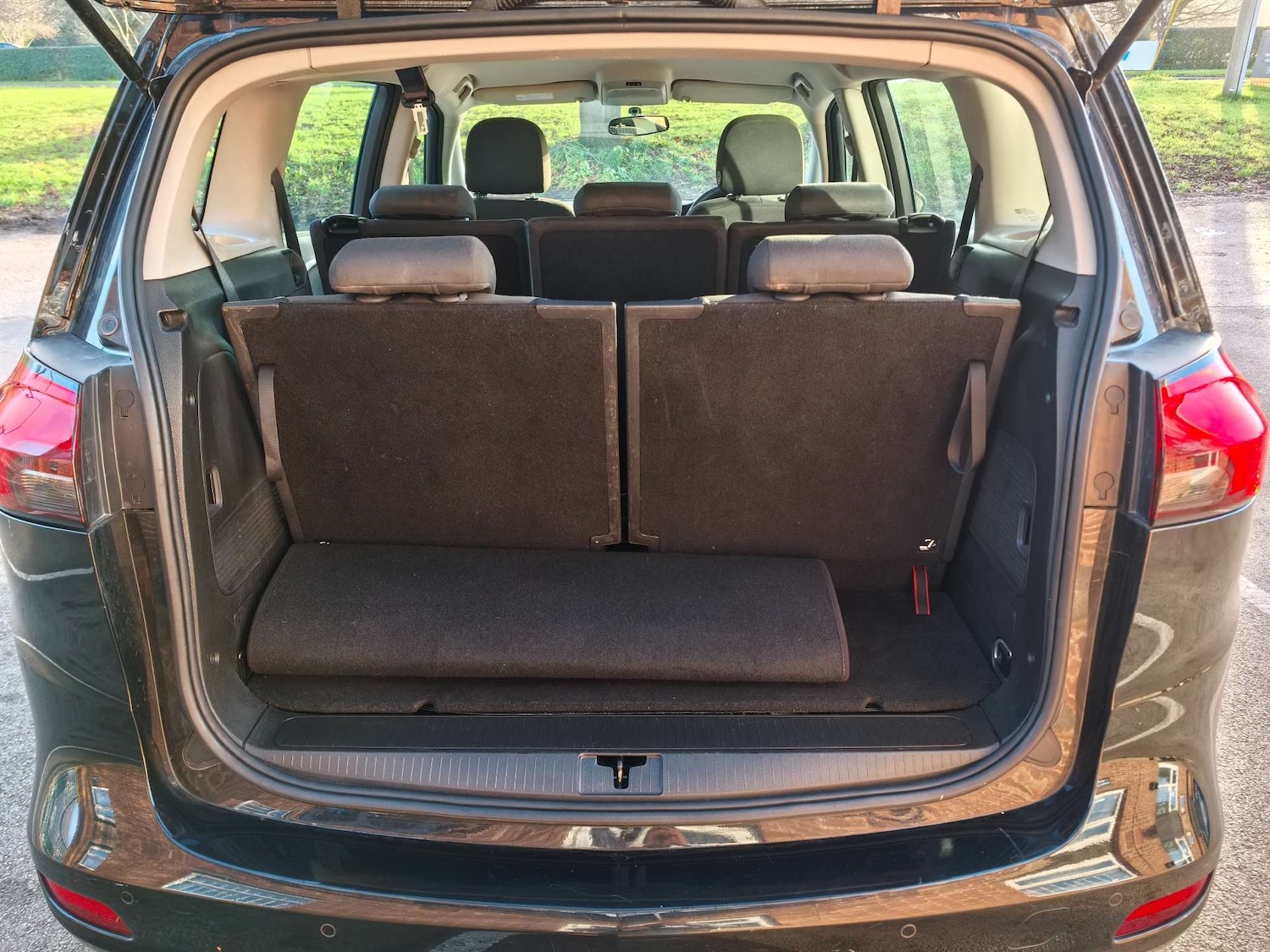 Used Vauxhall Zafira Tourer 2017 for sale - 77053040: Photo 41