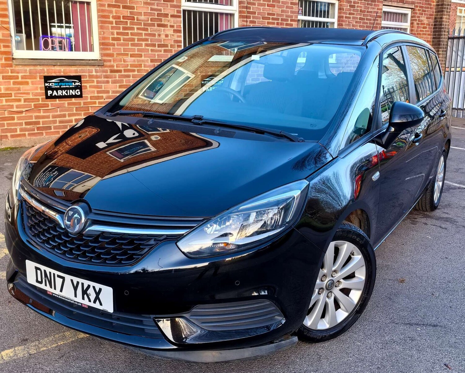 Used Vauxhall Zafira Tourer 2017 for sale - 77053040: Photo 77