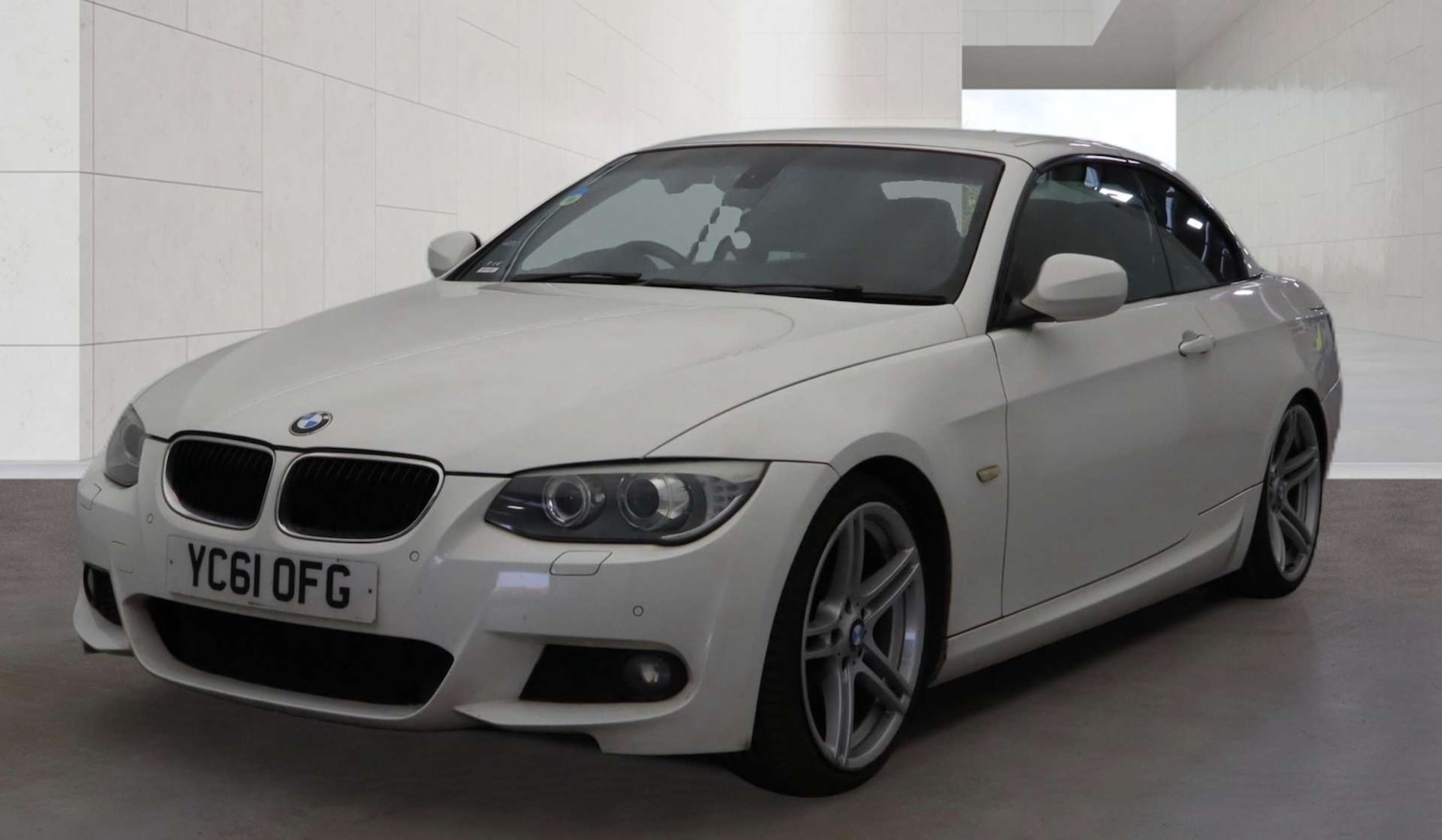 Used BMW 3 Series 2011 for sale - 78139643: Photo 2